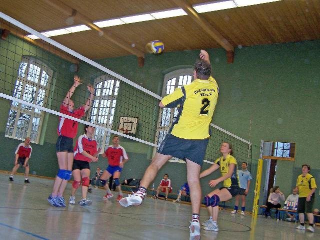 Sach.Mixed in Zwickau119_edited.JPG - Hier legt sich Oli voll in's Zeug